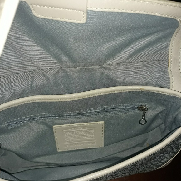 Coach satchel - Picture 3 of 3